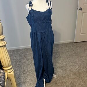 Old Navy Blue Jean jumper